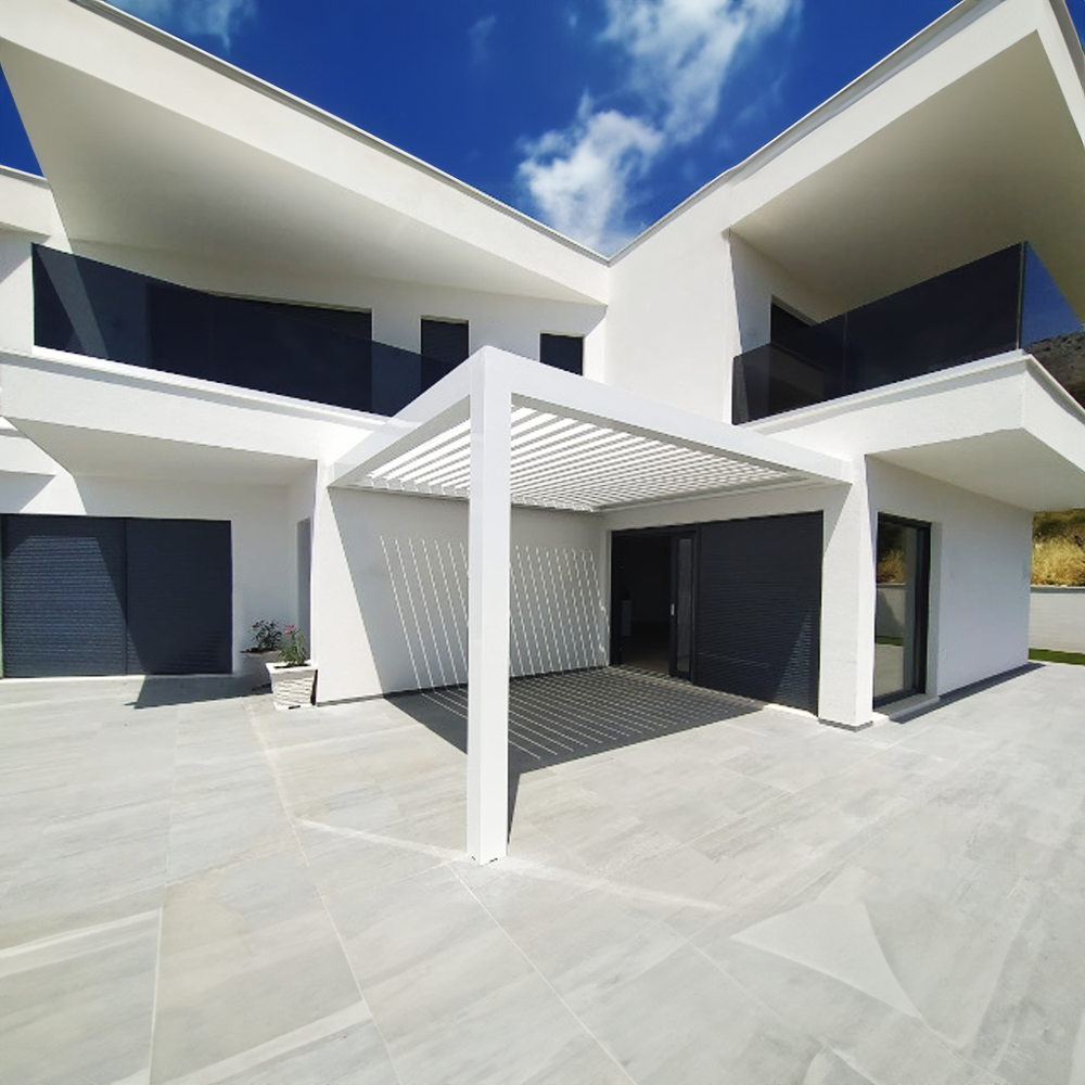 Pergola med lamelltak Stavanger